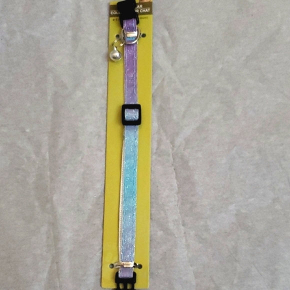 Iridescent Cat Collar with Bell - Picture 1 of 2